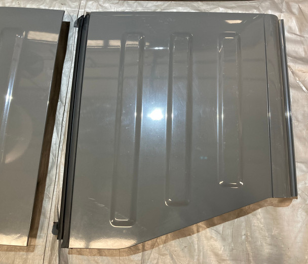 2020-2024 Jeep Gladiator JT OEM Removable Hard Top Assembly w/ Freedom Panels / Sting-Gray JT002