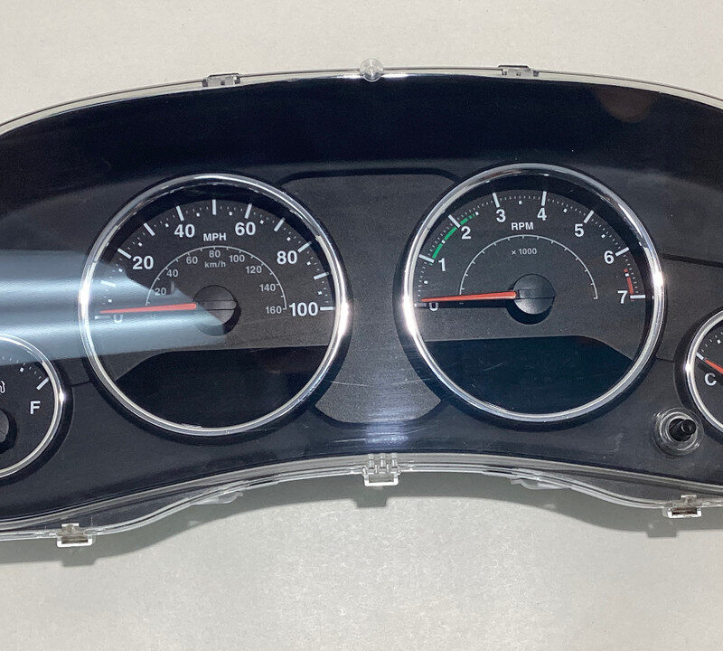 2016-2017 Jeep Wrangler JK Instrument Gauge Cluster / 56054392AF / JK012