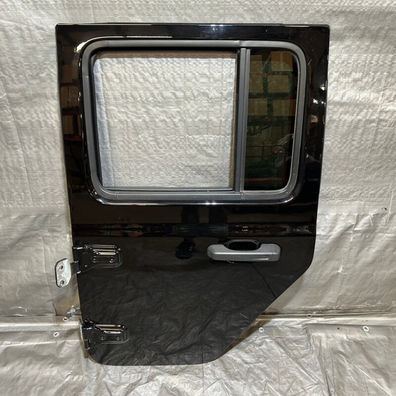 2018-2021 Jeep Wrangler JL Unlimited 4DR Driver Rear Door Assembly / Black JL004