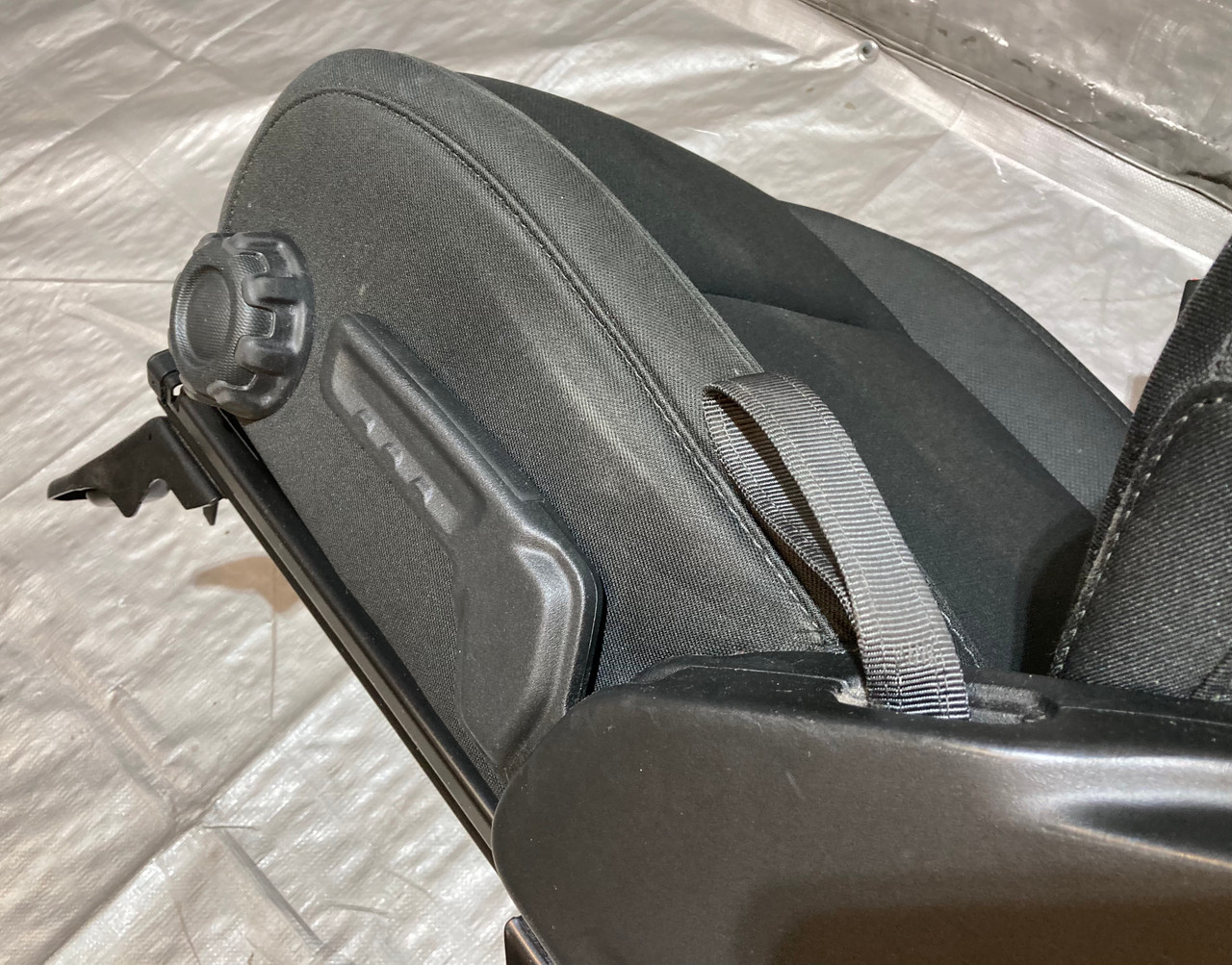 2018-2021 Jeep Wrangler JL Unlimited 4DR Sahara Driver Side Front Black Cloth Seat / JL007