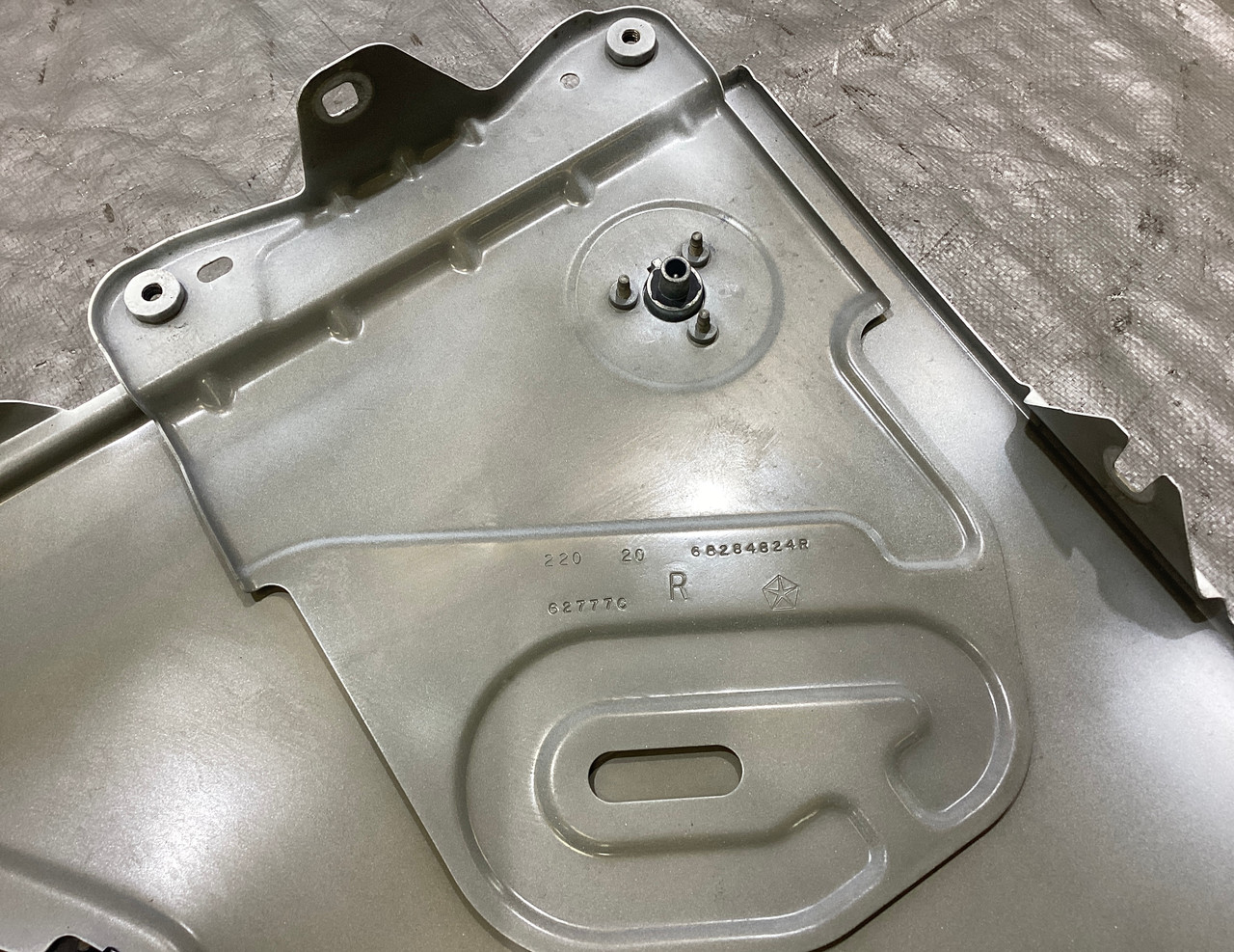 2018-2023 Jeep Wrangler JL Passenger Front Fender Apron Panel / Bright White JL009