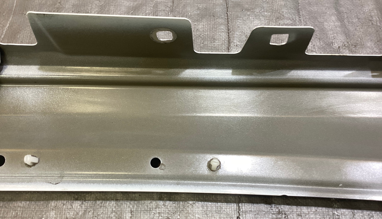 2018-2023 Jeep Wrangler JL Passenger Front Fender Apron Panel / Bright White JL009