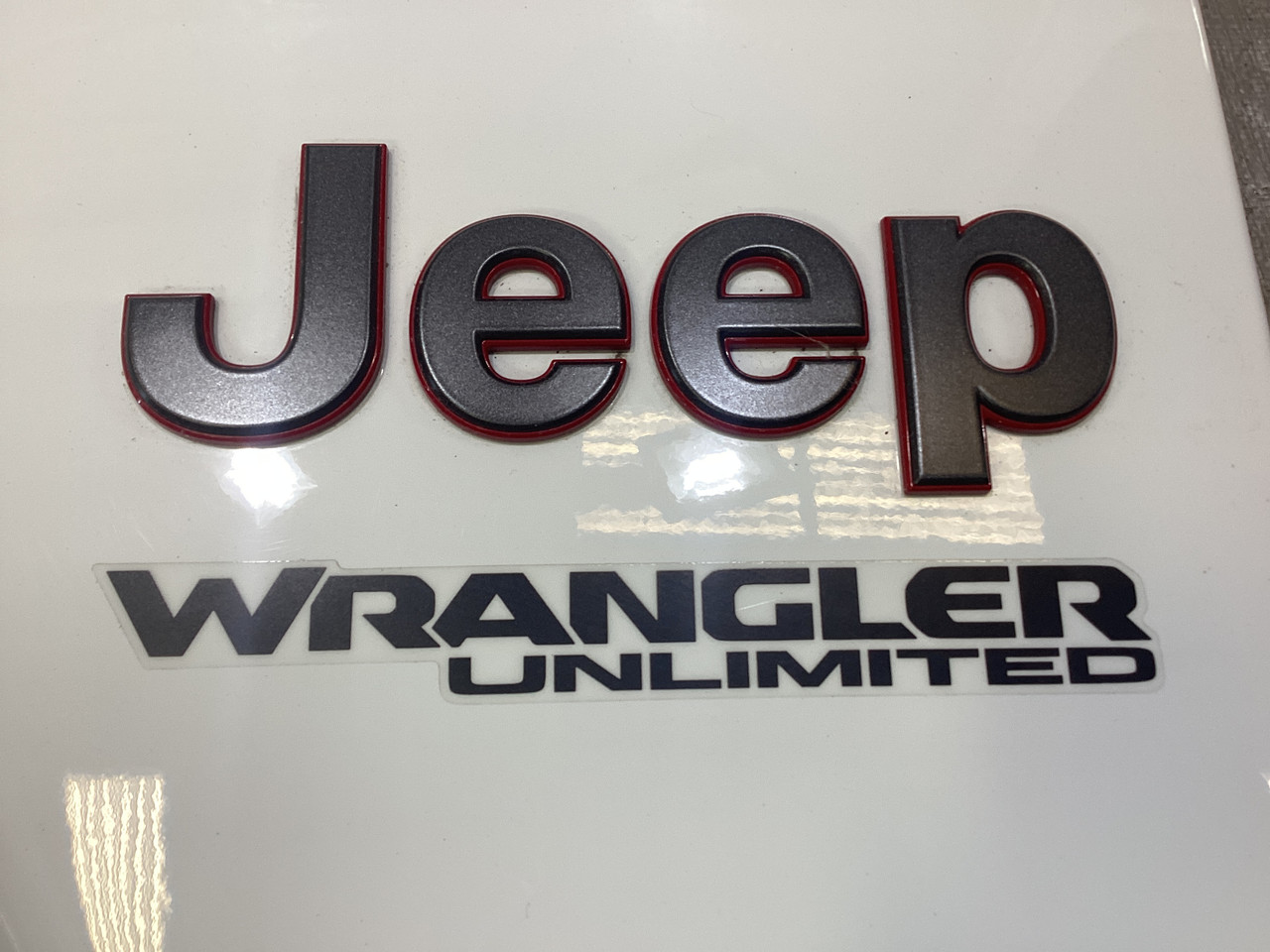 2018-2023 Jeep Wrangler JL Driver Front Fender Apron Panel / Bright White JL009