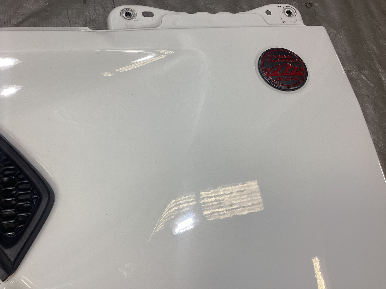 2018-2023 Jeep Wrangler JL Driver Front Fender Apron Panel / Bright White JL009