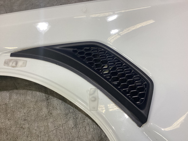 2018-2023 Jeep Wrangler JL Driver Front Fender Apron Panel / Bright White JL009
