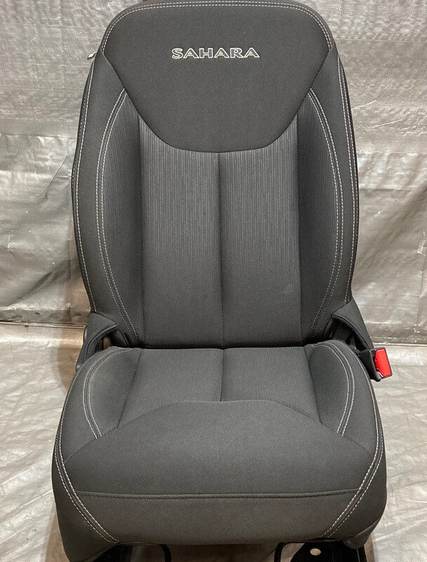 2013-2018 Jeep Wrangler JK Unlimited 4DR Sahara Passenger Front Seat / Black Cloth / JK011