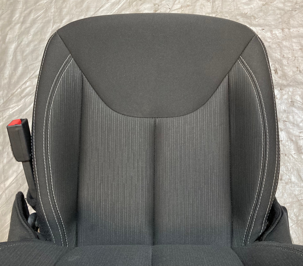 2013-2018 Jeep Wrangler JK Unlimited 4DR Sahara Passenger Front Seat / Black Cloth / JK011