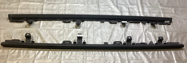 2020-2024 Jeep Gladiator JT OEM Rock Sliders / Side Rails / Pair / JT001