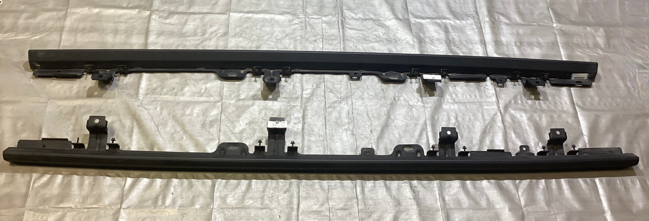 2020-2024 Jeep Gladiator JT OEM Rock Sliders / Side Rails / Pair / JT001