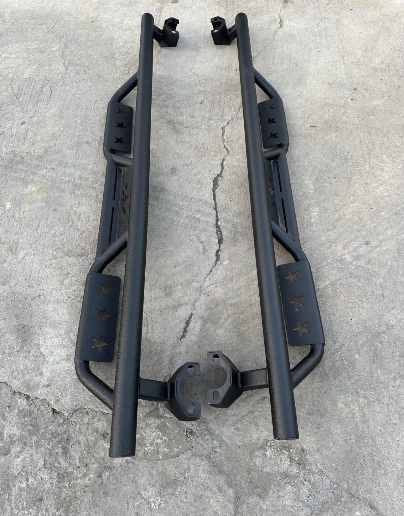 Jeep Wrangler JK 4-Door Rock Sliders / Side Steps – Black