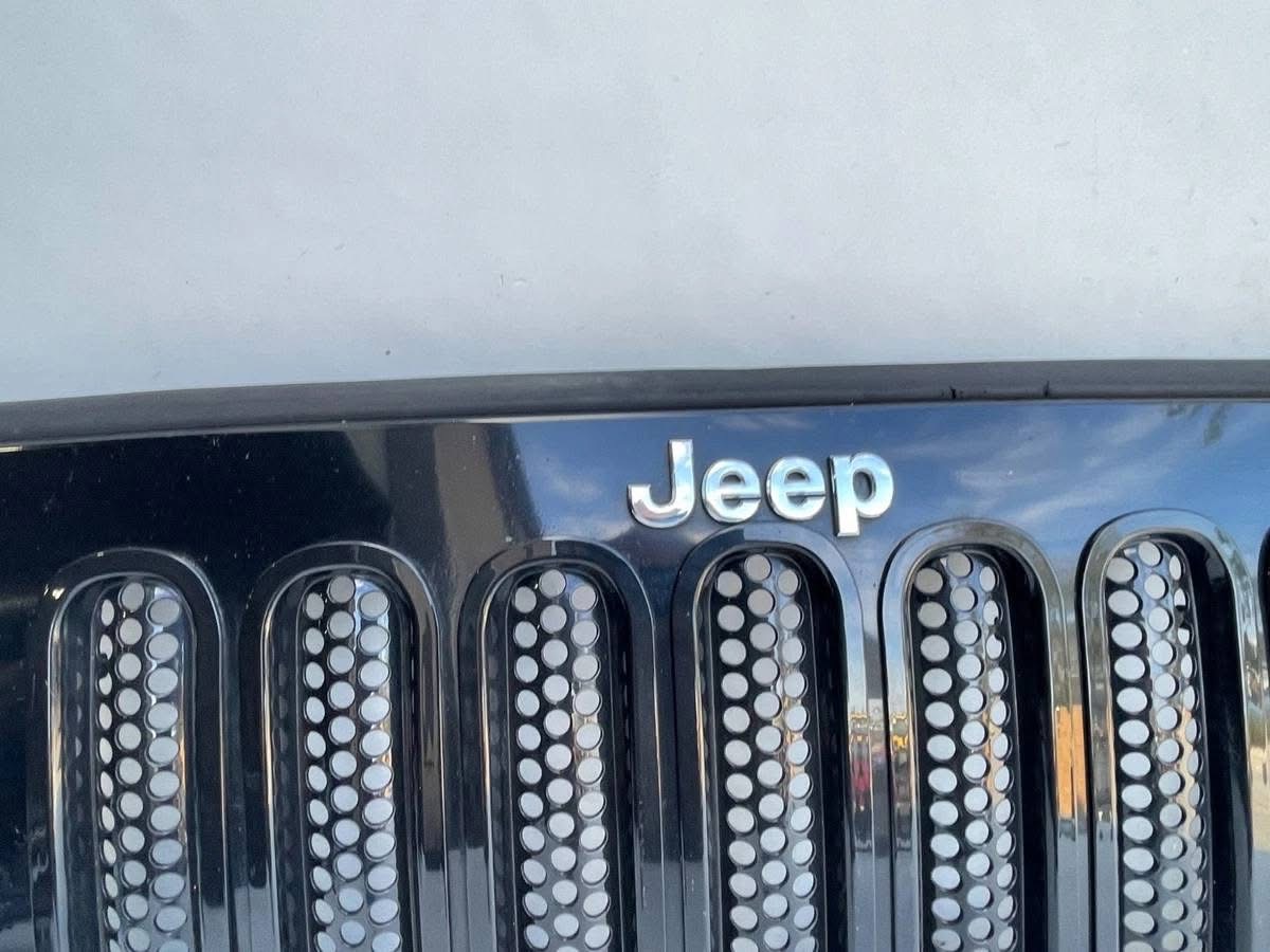 Jeep Wrangler JK Front Grille-Black