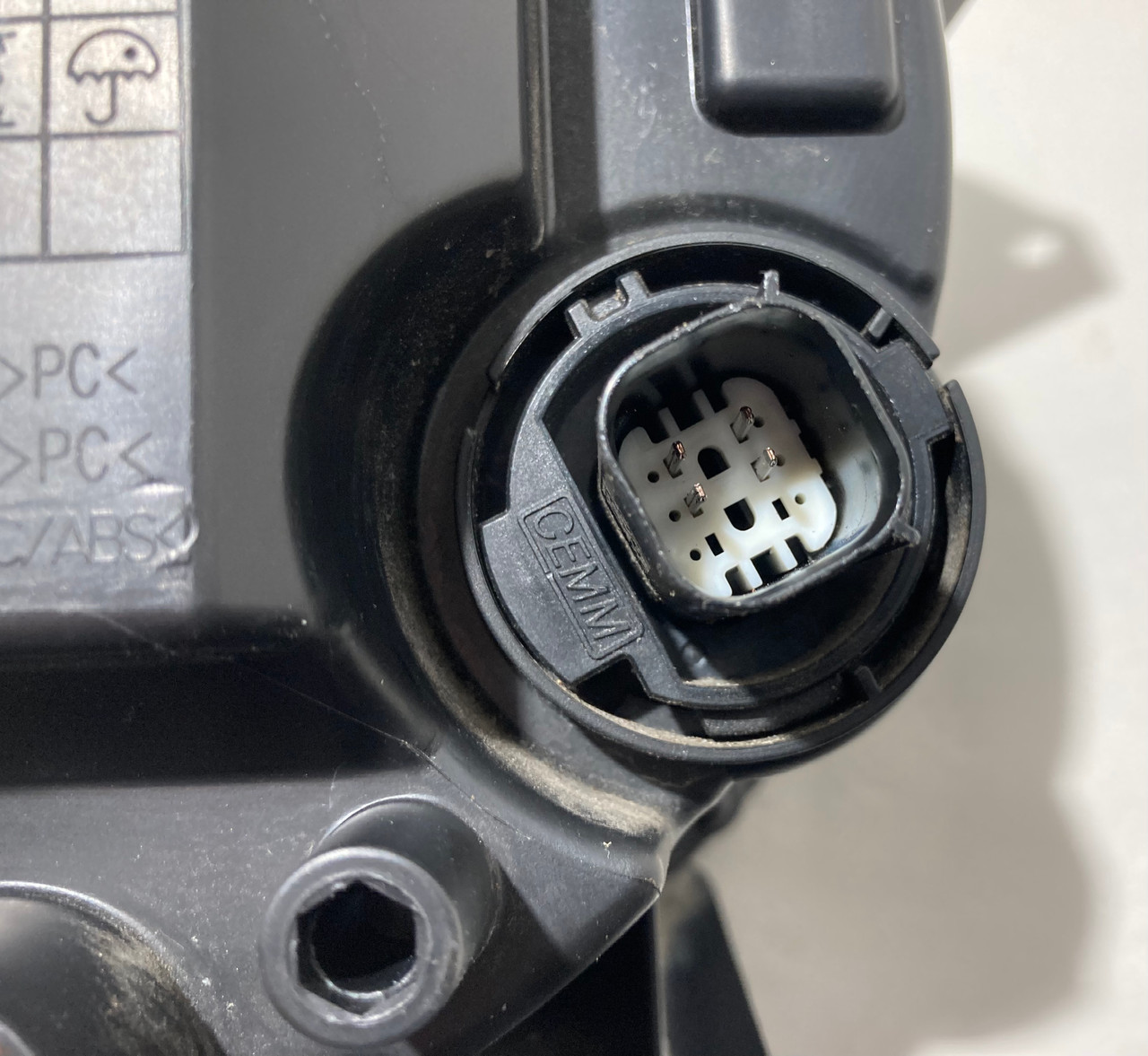 2018-2022 Jeep Wrangler JL Gladiator JT Passenger LED Headlight / JT001