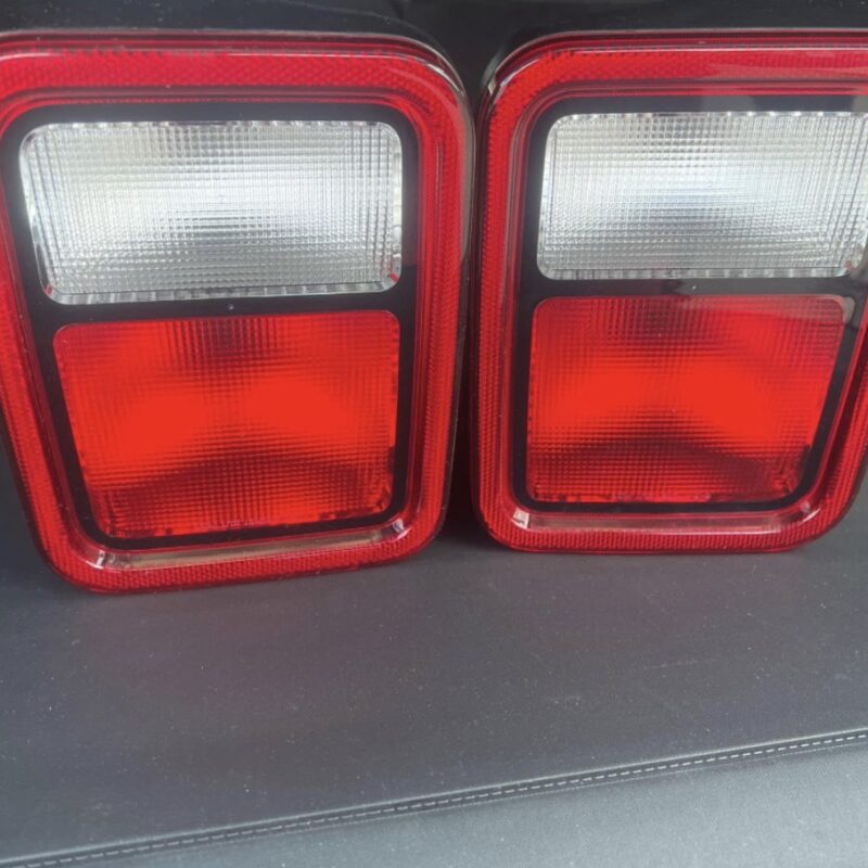 Jeep Gladiator (JT) OEM Tail Lights